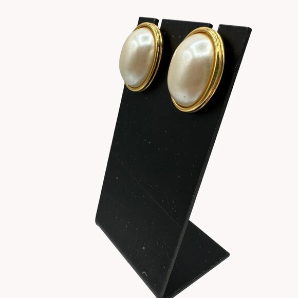 Womens Post Oval Earrings Jewelry Faux White Pearl Bead Gold Tone Costume Fashio - Picture 5 of 7